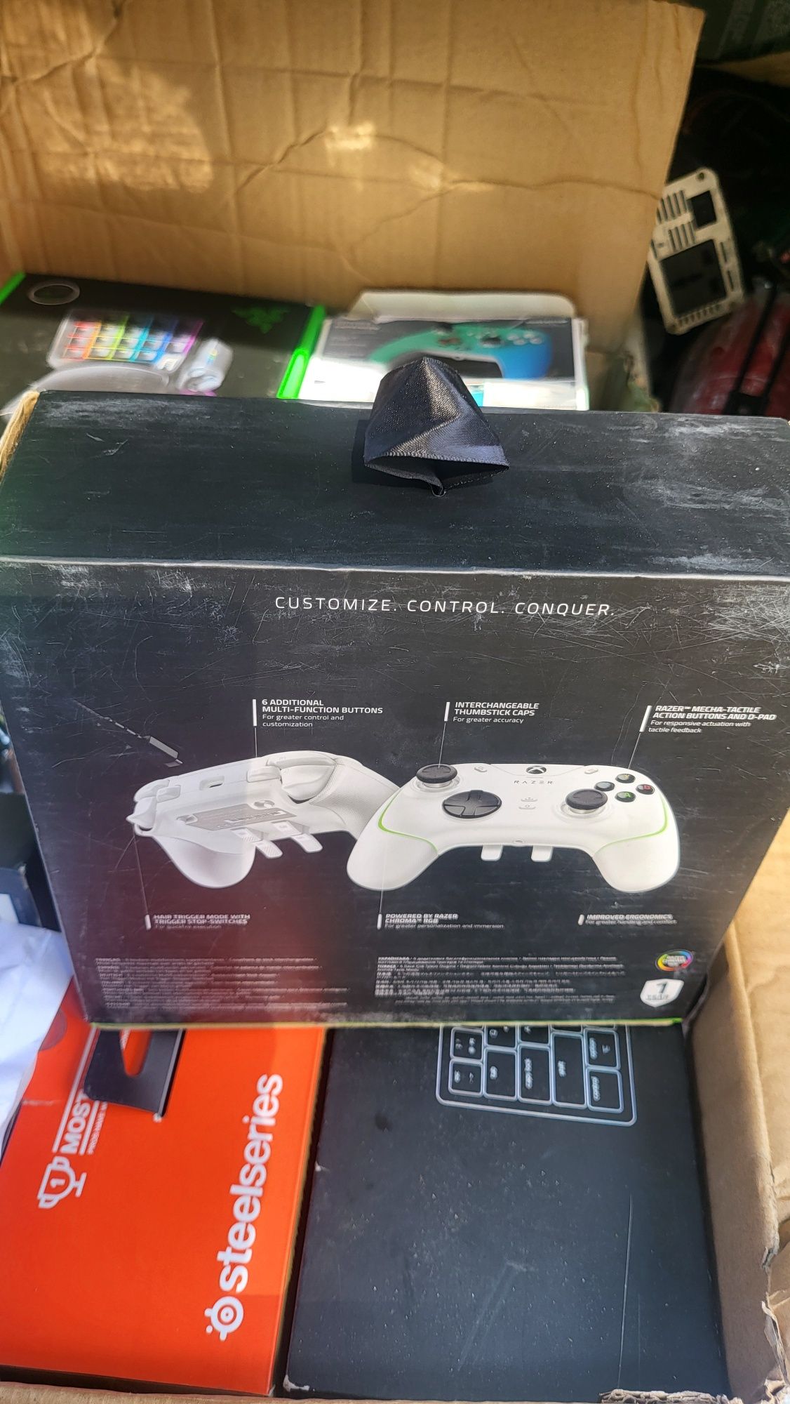 Чисто нов Джоистик Контролер Razer - Wolverine V2 Chroma, бял, Xbox/PC