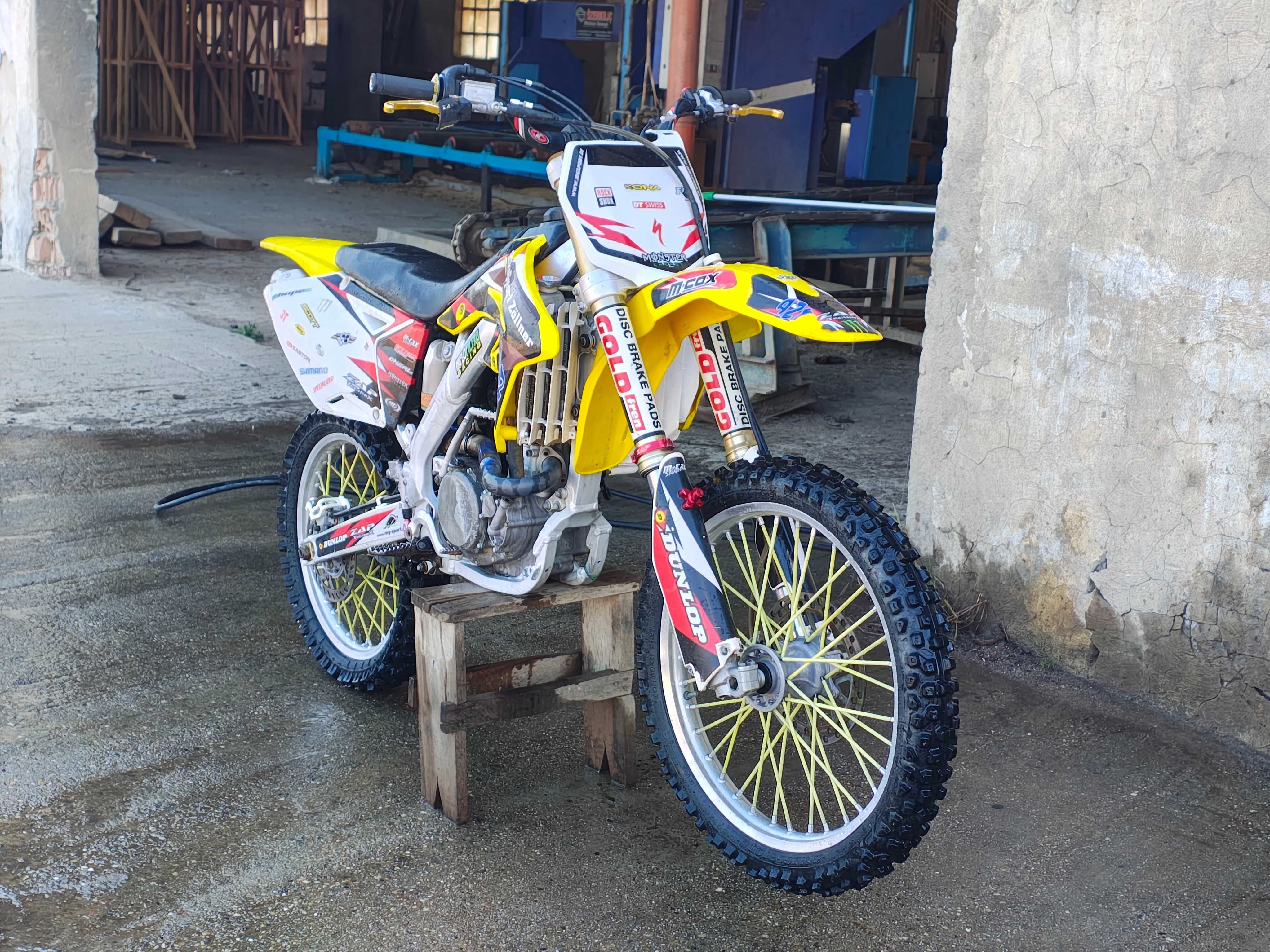 Suzuki Rmz 250 an 2009 impecabil!!