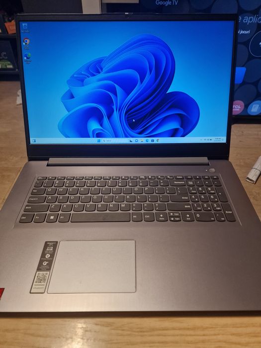 Laptop Lenovo Ideapad 3