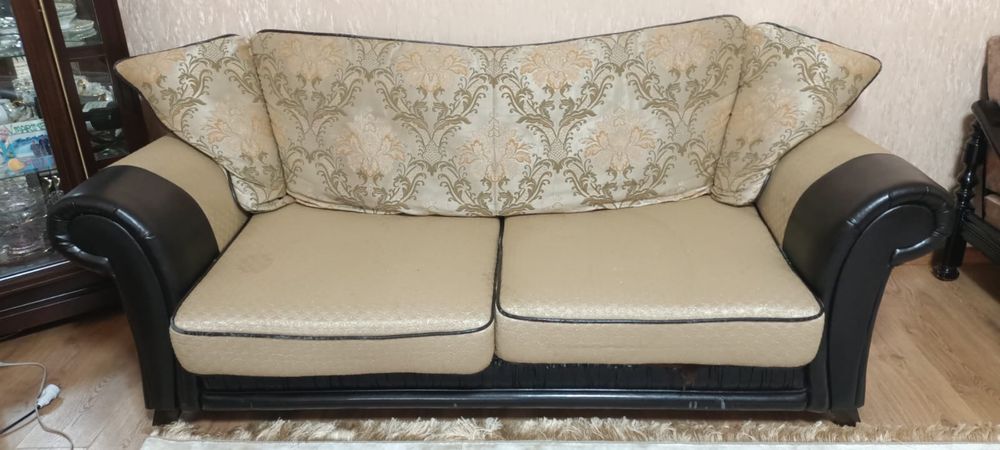 Продам 2+1 уголок отдыха