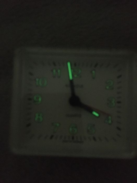 Ceas de masa cu sonerie Kienzle Quartz
fabricat in Germania