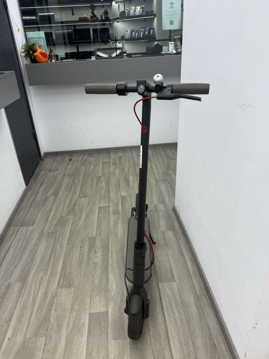 Trotineta Mi Electric Scooter M365