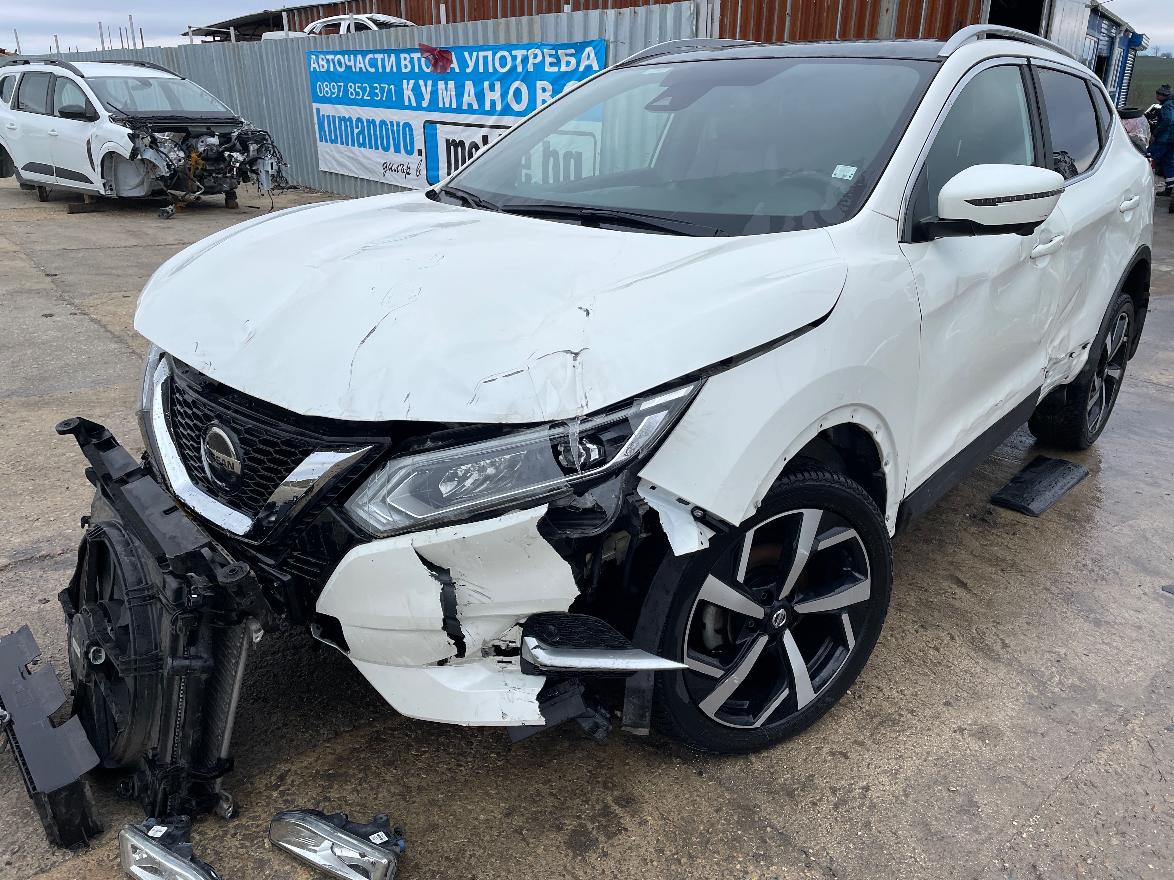 Nissan Qashqai 1.3 DIG-T двигател HR13DDT 160 кс. автоматик, панорама