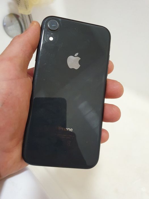 Vand sau schimb iphone xr