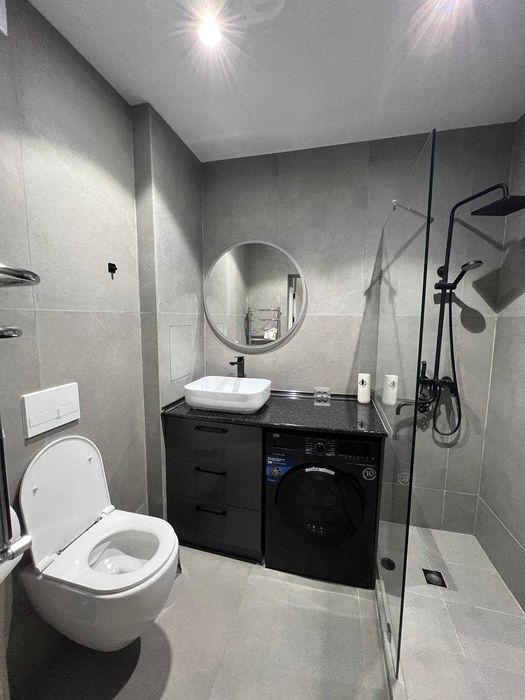 Сдается 3х комнатная квартира евро ремонтом рядом 145-школа 306