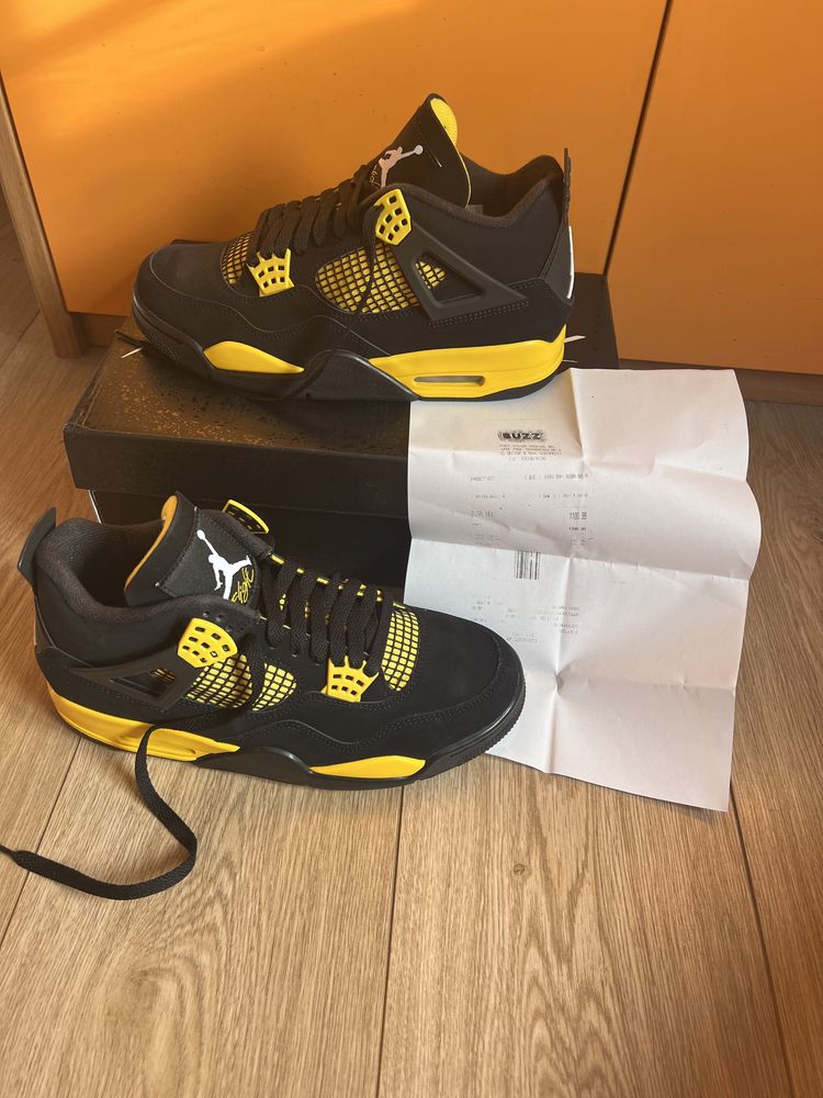 Jordan 4 yellow thunder original  42