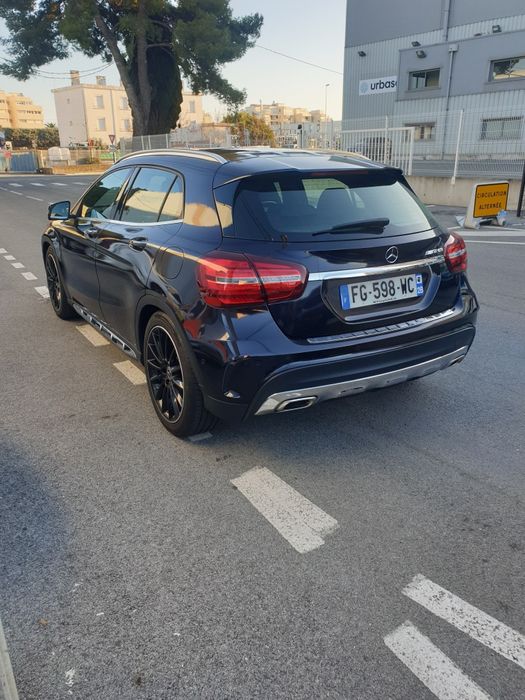 GLA AMG 13 000 KM, ca nouă