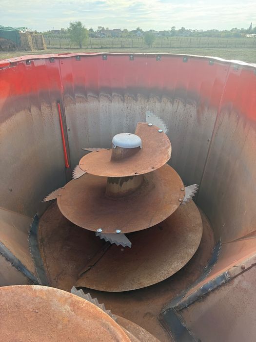 Remorca tehnologica Kuhn