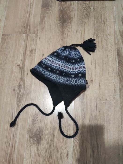 Căciulă din lână