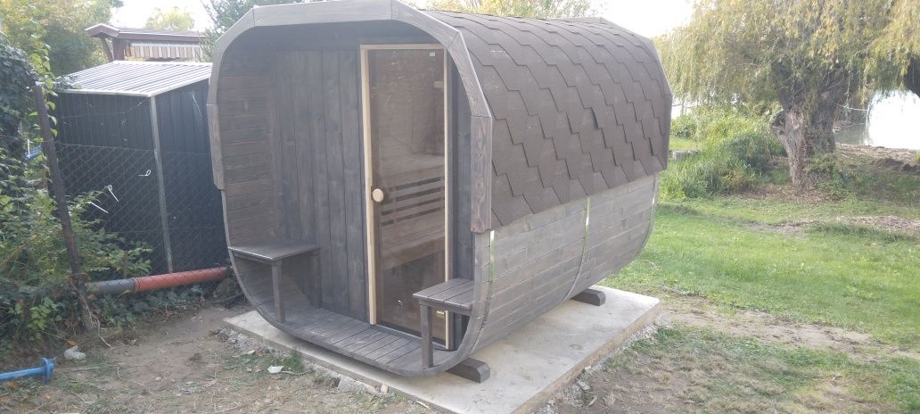 Sauna tip butoi exterior