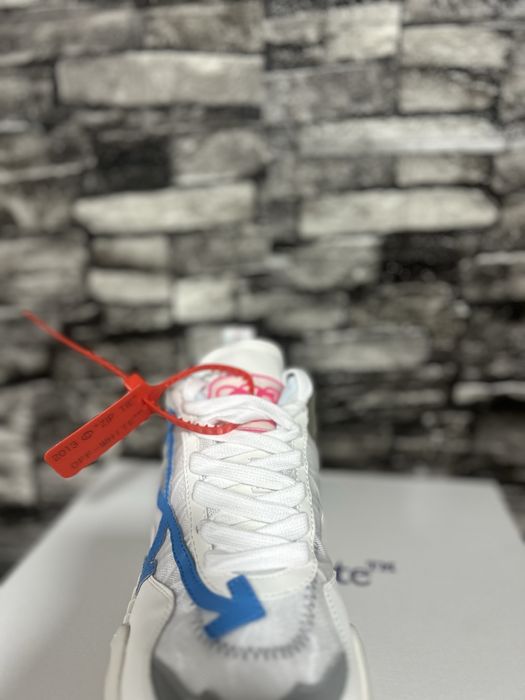 Adidasi Off-White odsy-1000