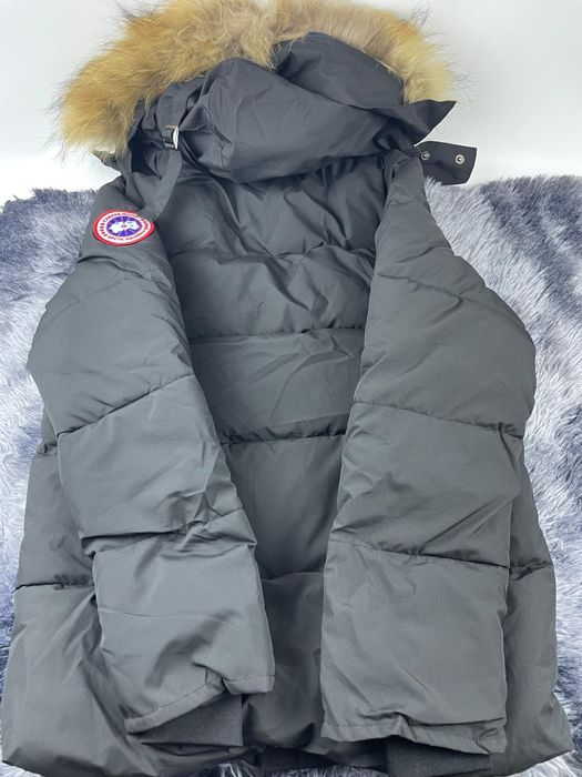 Geaca de iarna Canada Goose/ Calitate 100% premium