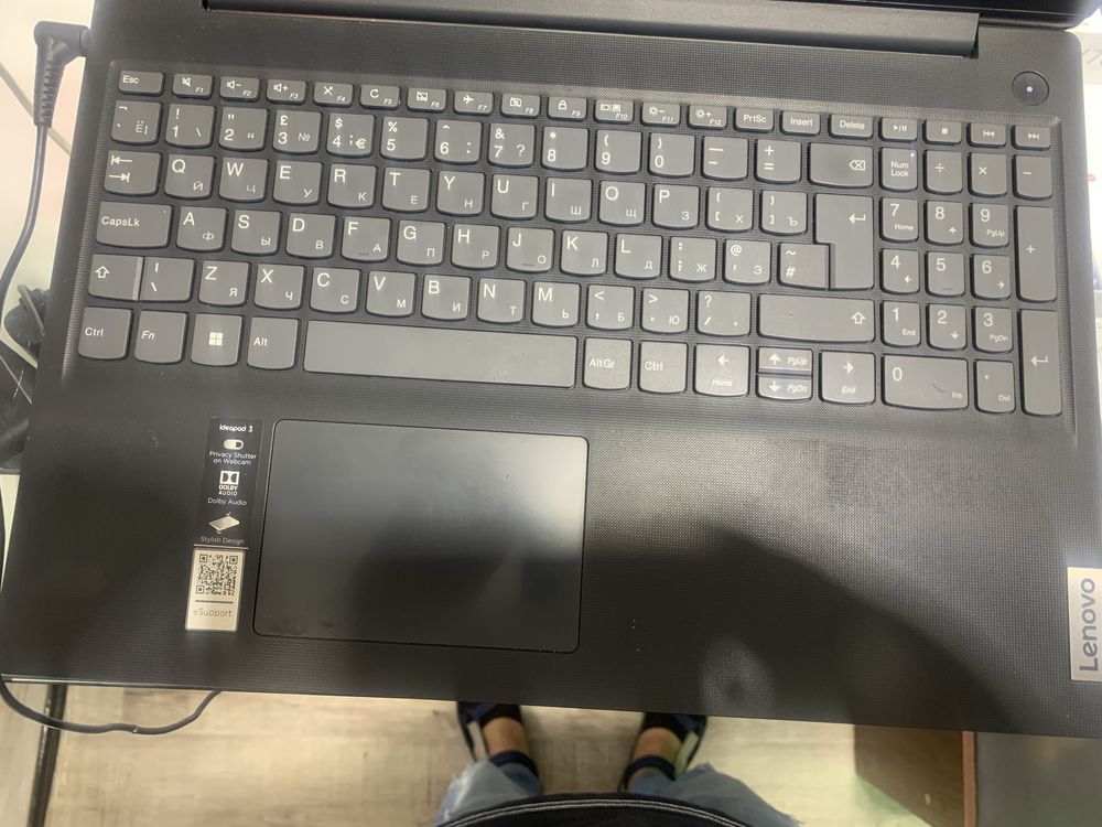 Lenovo nootbok sotiladi