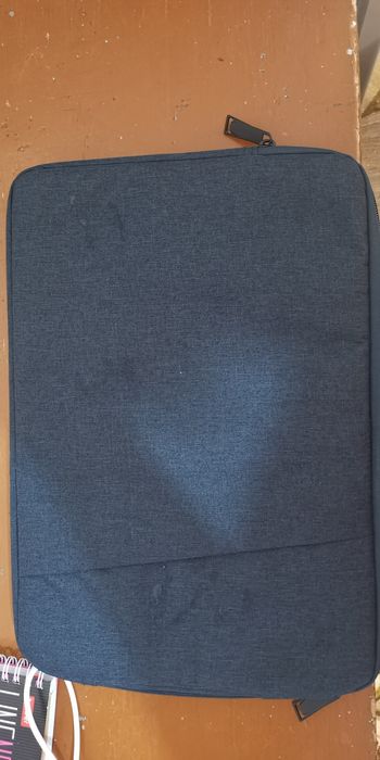 Макбук эйр 13  в идеальном состоянии