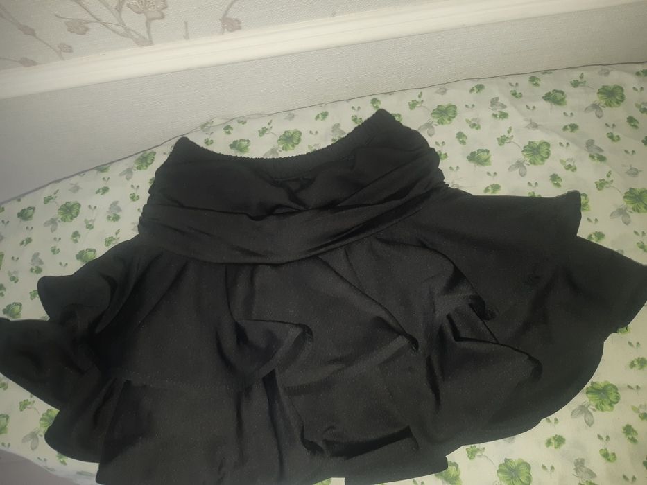 Спортивный купальник,юбка для танцев