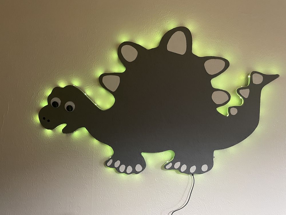 lampa perete dinozaur