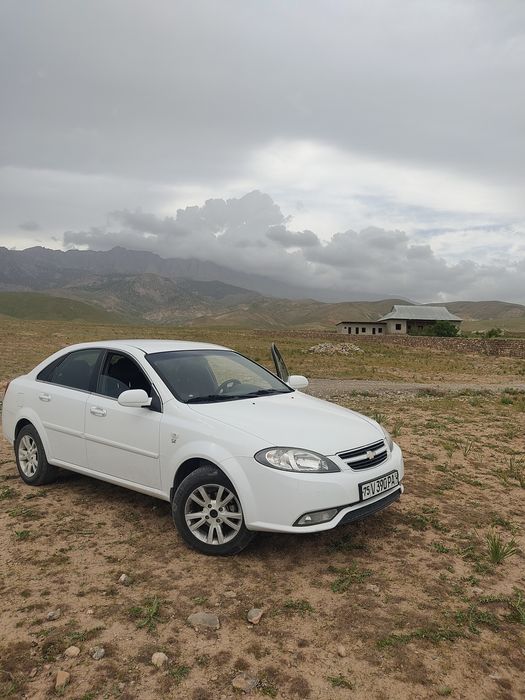 Бойсунда кушшатутда Ер сотилади