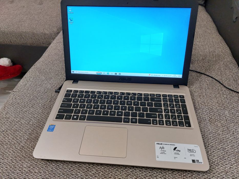 Laptop Asus X540L