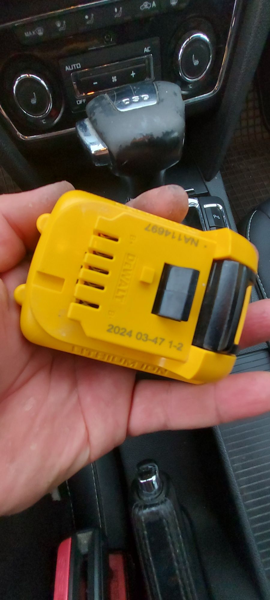 Dewalt DCD 701 12 v