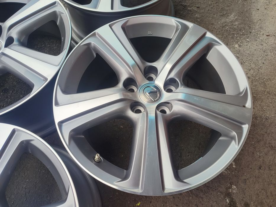 18" оригинални алуминиеви джанти за Lexus GS,Ux,Gx,IS/Toyota.