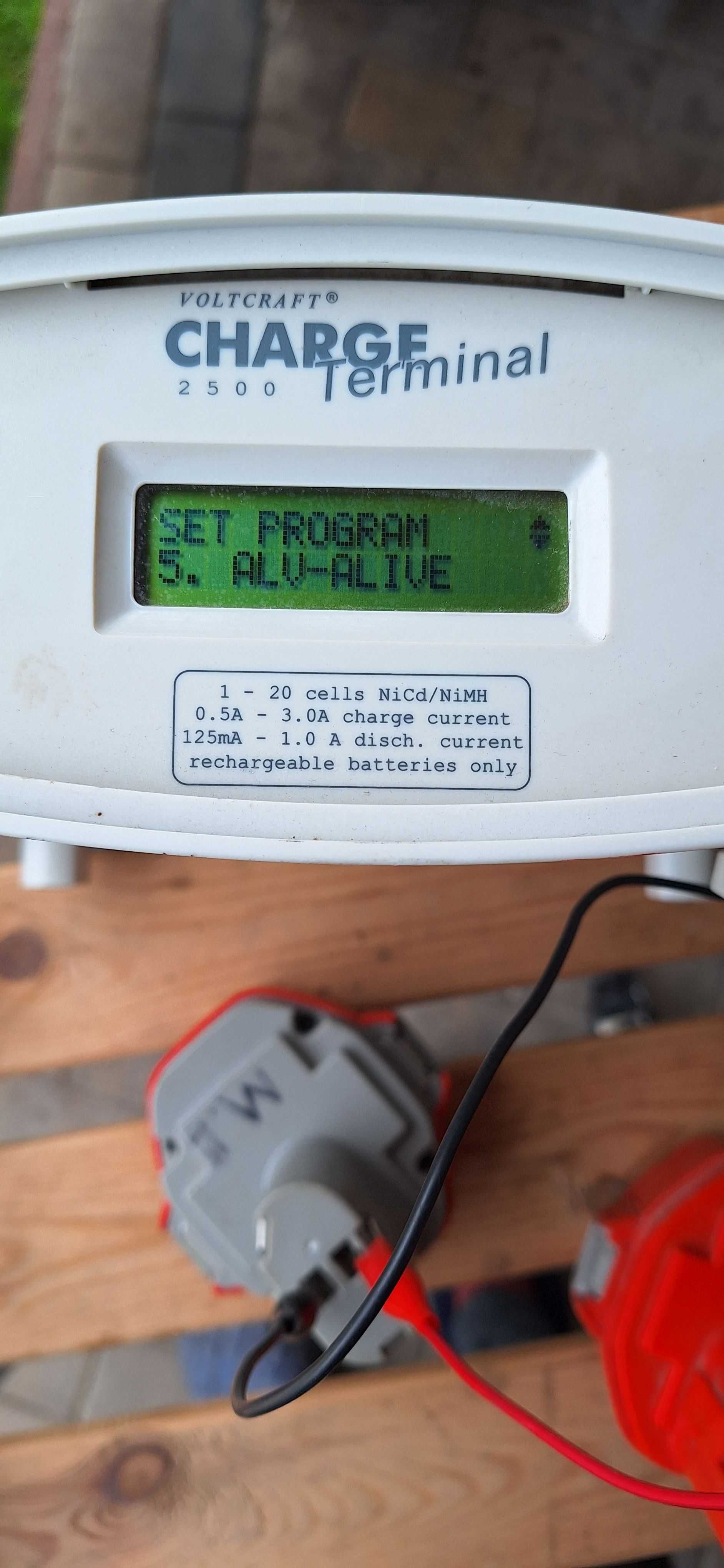 Incarcator, Tester celule Nicd NiMh Voltcraft Charge Terminal 2500