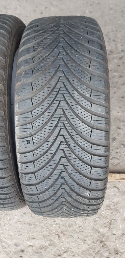 ВСЕСЕЗОННИ ГУМИ-2022г.-17цола-205/45-1бр.-100лв."KUMHO "
