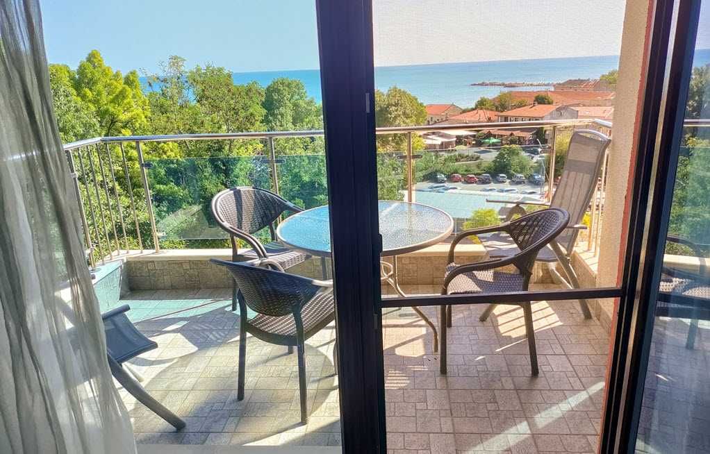 Продава се Тристаен апартамент в Каварна - 103 кв.м за 748 €/кв.м - Снимка #7