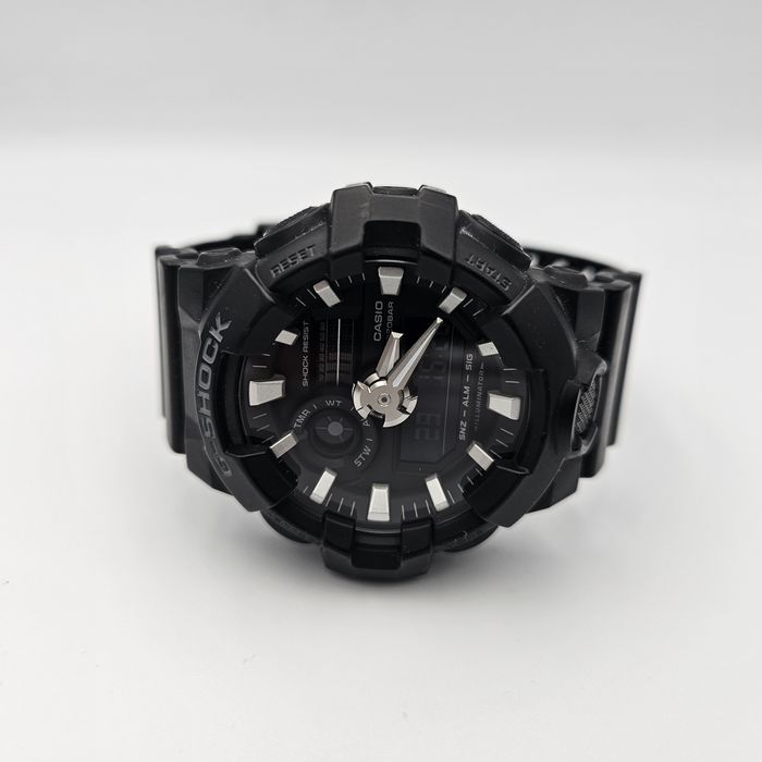 Amanet F28: Casio GA-700 [p]