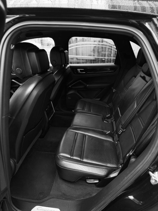 Porsche  Cayenne 2019