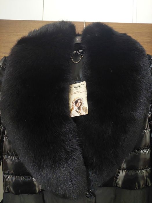 Super ofertă! Haină din fâș ,  guler blana  vulpe