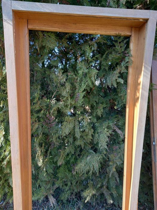 Vand usi interioare exterioare