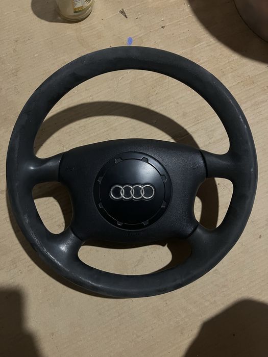 Audi A3 8L волан