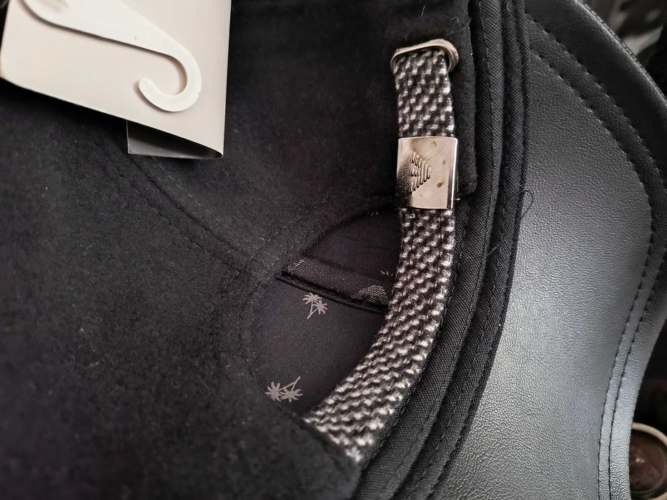 Мъжка шапка с козирка , мъжка кожена шапка , каскети