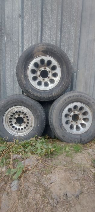 Одиночки диски на делику и тойота