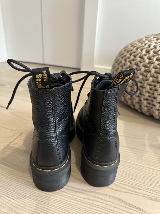 Bocanci de piele Dr. Martens