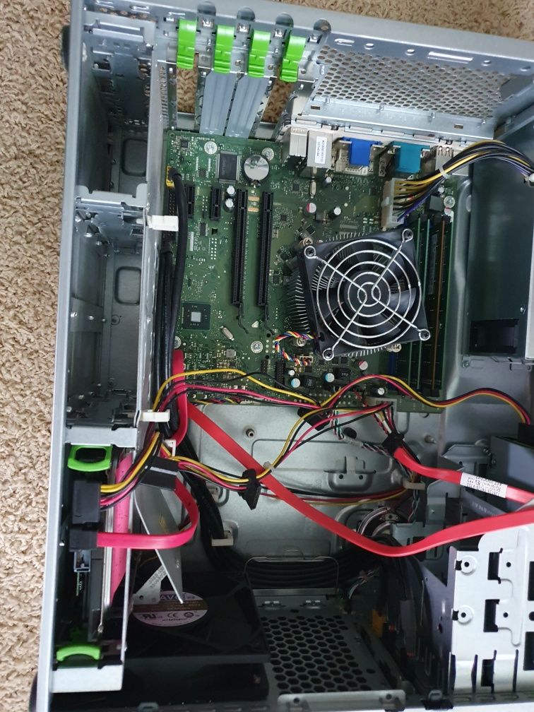 PC Workstation Fujitsu P720 i5 4590 4-8Gb Ram schimb sau dezmembrez