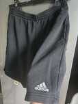 Pantaloni scurti Adidas M
