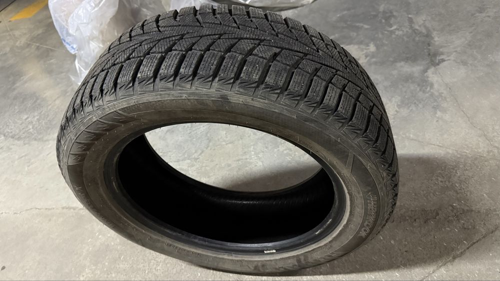 Зимние шины Hankook Winter i*cept X 235/55 R19