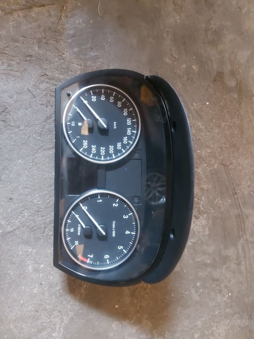 Табло ( километраж ) БМВ Е90 Е91 / BMW E90 E91