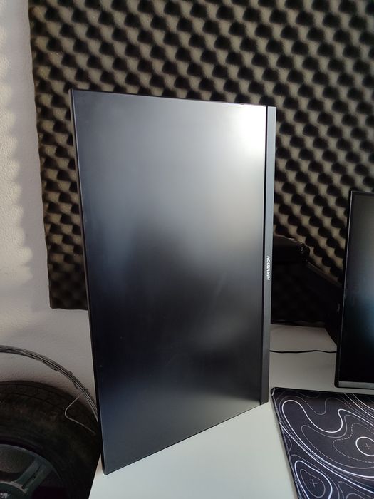 Продам монитор 75гц