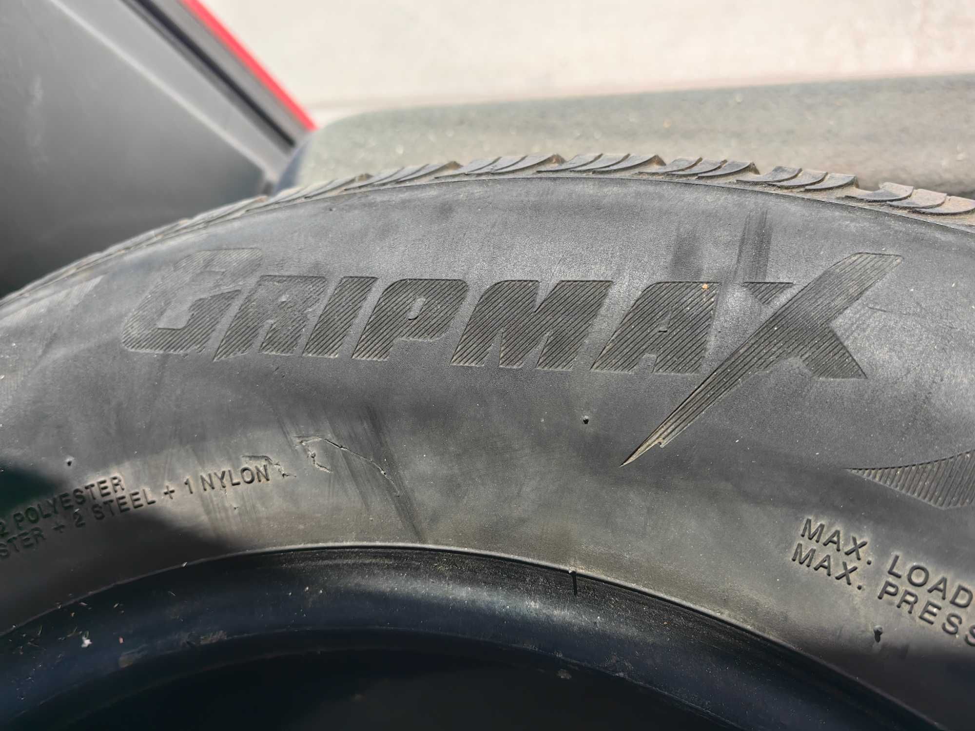Всесезонни гуми 215/65R16