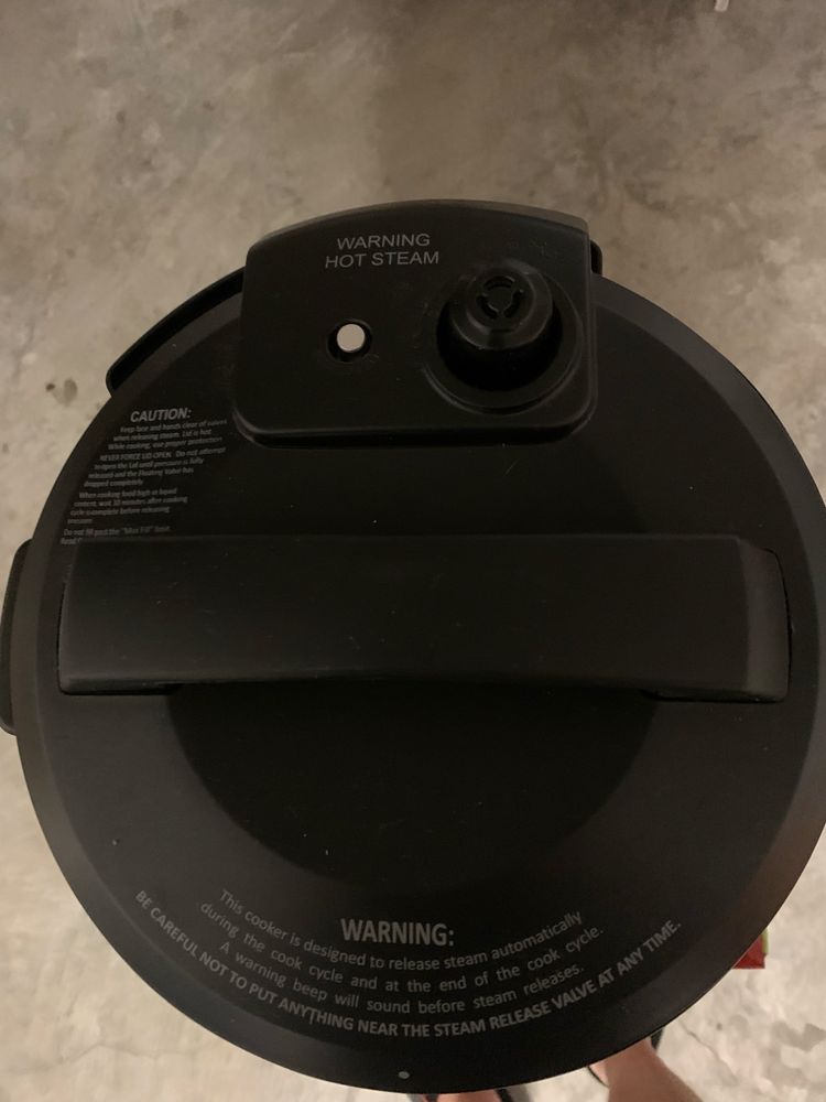 Multicooker oala de gatit sub presiune