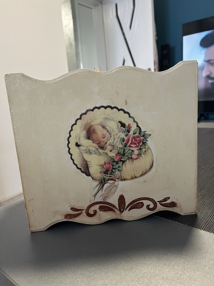 Дървена кутия за памперси