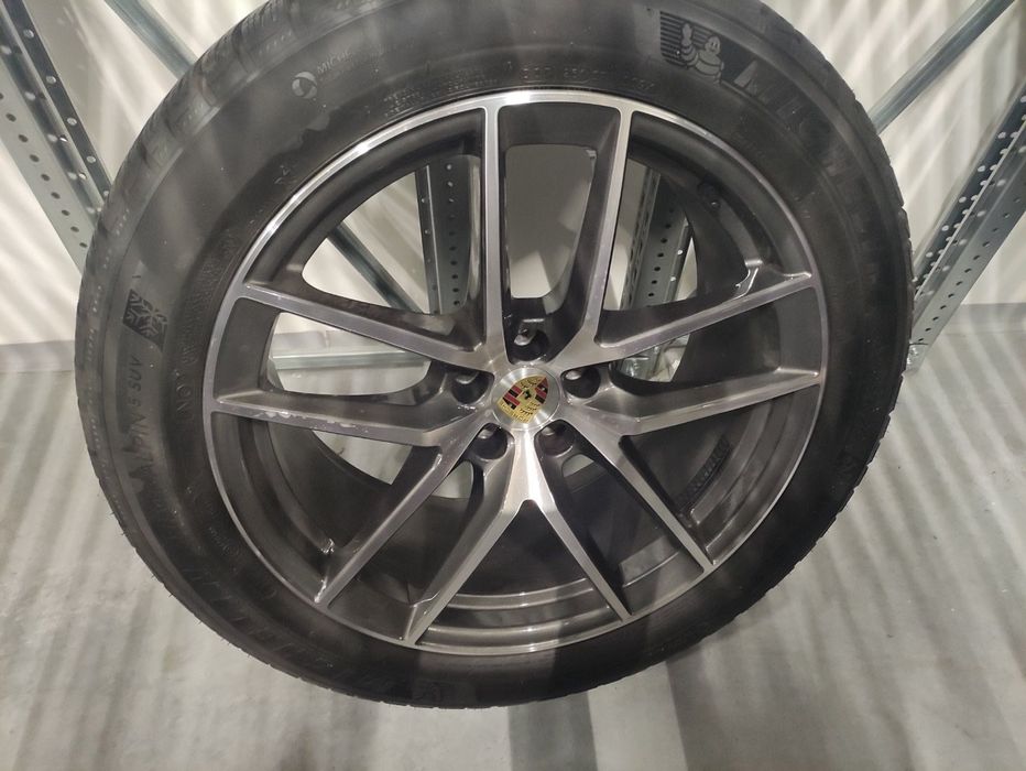 Джанти с гуми 295/40/20 за Porsche