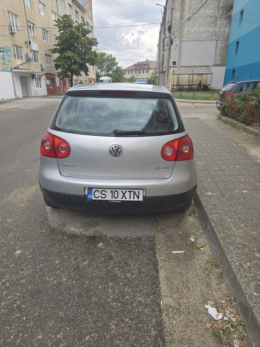 Golf V,1.6 FSI an 2004