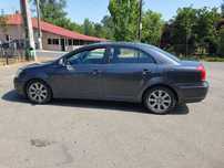 Toyota Avensis Toyota Avensis intretinuta cu 235000 km din Romania .