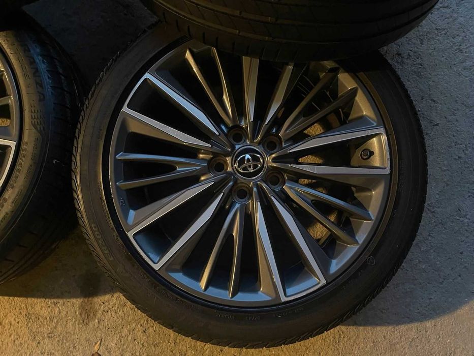 Jante 18" Toyota Avensis anvelope Bridgestone 225 45 senzori presiune