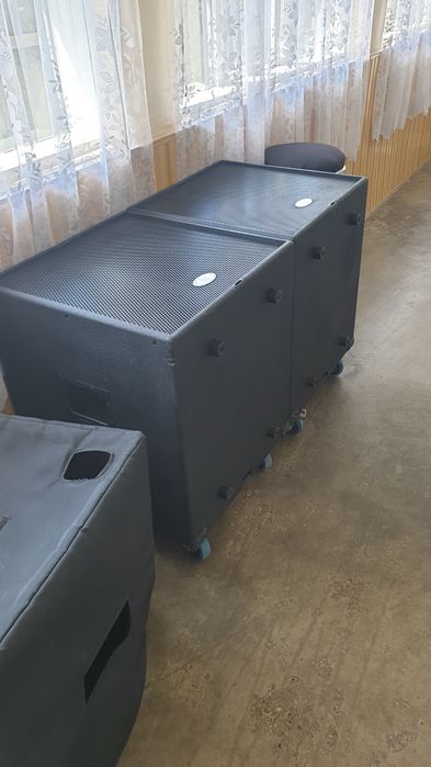 Vând doi basi dynacord originali V 17 pwh