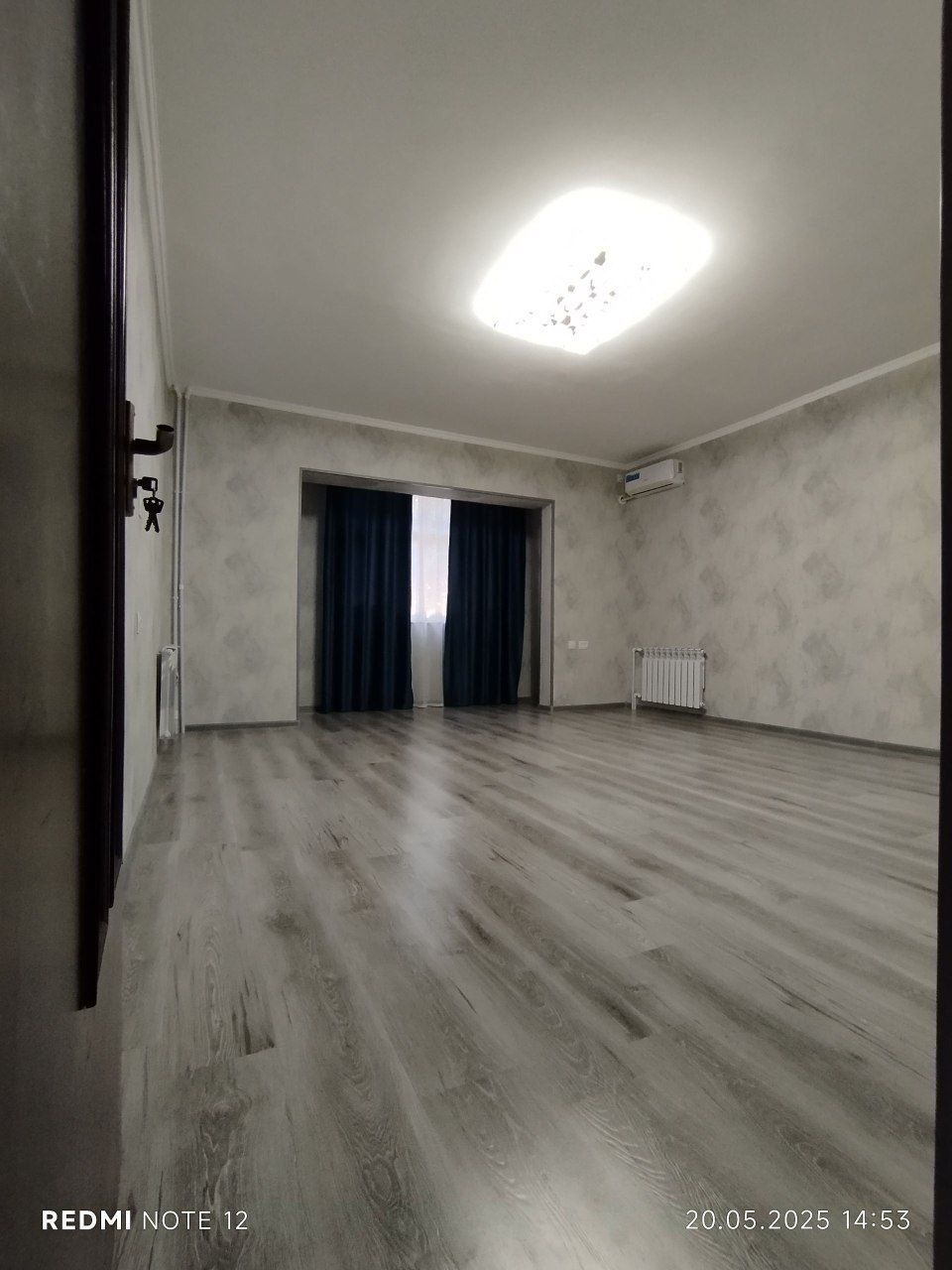 Продается Квартира Паркентский рынок своя 2/1/9 Отдельный вход