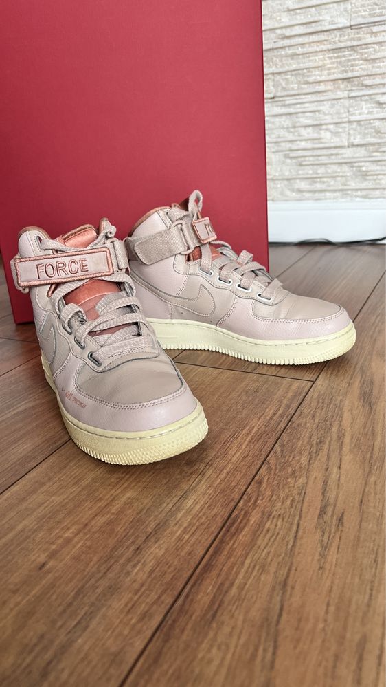 Adidasi Nike Air Force 1